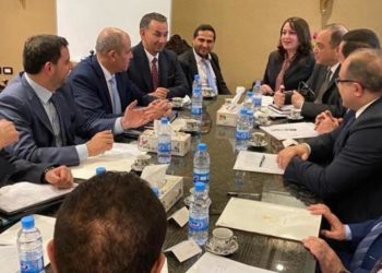 وزير الصناعة يبحث التبادل التجاري مع النظام السوري في دمشق