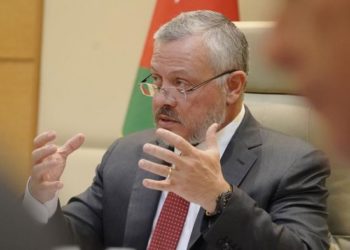 الملك يتوجه لمركز إدارة الأزمات