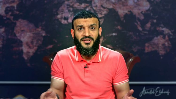 الأمن يداهم منزل والد عبدالله الشريف بالإسكندرية ويعتقل شقيقيه