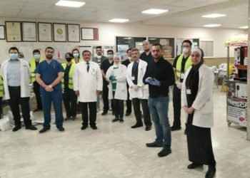 مستشفى الجامعة يبدأ بإيصال الأدوية للمرضى في المحافظات