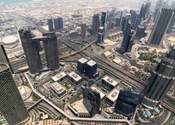 رجل أعمال هندي ينتحر من الطابق الـ14 في دبي