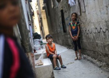 لاجئون بين وباء وغلاء.. أصعب رمضان على السوريين بلبنان