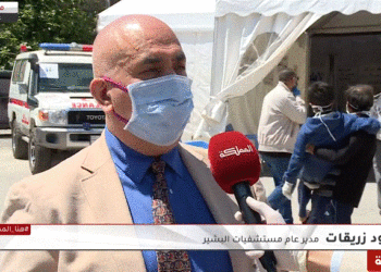 “البشير” يفتتح خيمة لفحص المراجعين قبل دخولهم لأقسام المرضى (شاهد)