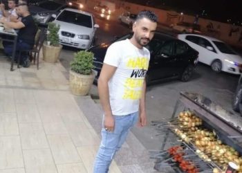 وفاة شاب خلال الصلاة في حي نزال