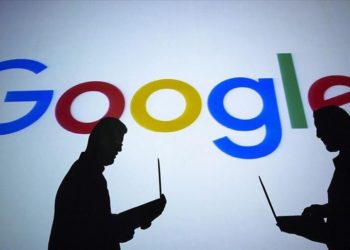 السلوك البشري يفرض عنصريته على الذكاء الاصطناعي