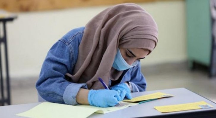 بدء امتحان التوجيهي غدا بمشاركة 178217 طالبا وطالبة