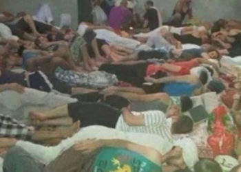 “رايتس ووتش” تحذر: كورونا يتفشى في السجون المصرية