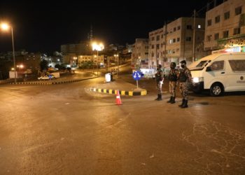 62 إصابة جديدة محلية بكورونا.. وهذا موعد انتهاء الحظر