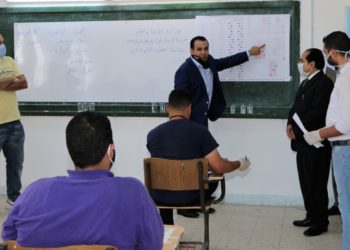 هل تقرر الحكومة عودة دوام المدارس إلى طبيعته؟