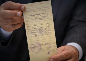 بعد 28 عاما.. سكان شوشة الأذربيجانية يخرجون وثائق ملكياتهم