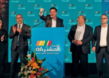 مسؤولون: احتمالات بقاء القائمة العربية المشتركة ضئيلة