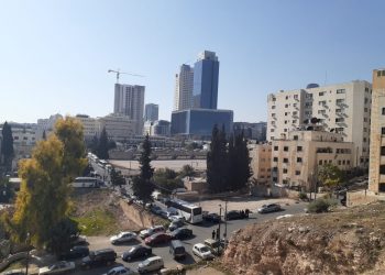 “الأمن” يعتقل عددًا من المعلمين في محيط مجلس النواب
