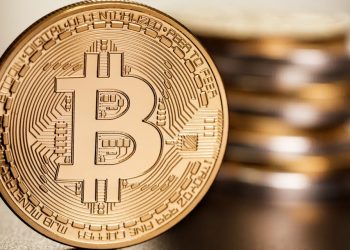 سوق العملات الرقمية يخسر 200 مليار دولار بسبب بيتكوين