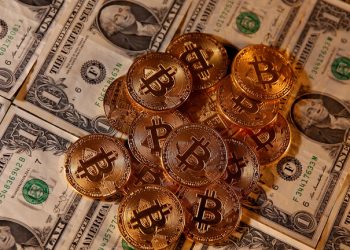 ارتفاع في سعر عملة “البيتكوين”