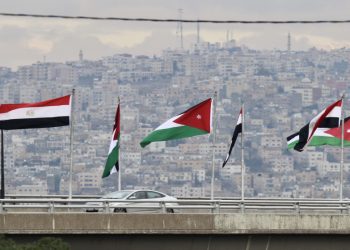 أعلام الأردن ومصر
