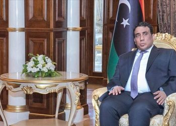 ليبيا.. المنفي يحظر ظهور العسكريين في الإعلام أو السفر دون إذن