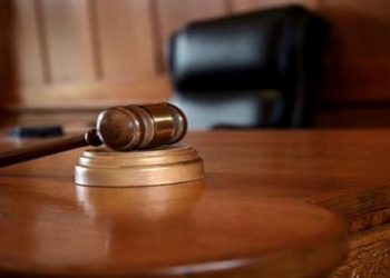 الأشغال الشاقة المؤبدة بحق شخص فقأ عينيّ زوجته