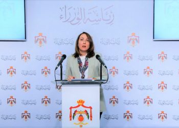 وزيرة الصناعة: خطة الوصول الى الصيف الآمن على ثلاث مراحل