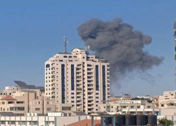 الاحتلال يبلغ بنيته قصف مدرستين حكوميتين غربي غزة