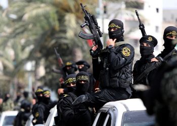 “سرايا القدس” تستهدف هرتسيليا شمال تل أبيب برشقة صاروخية كبيرة