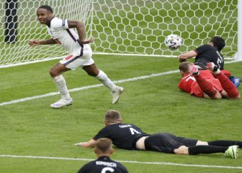 منتخب إنجلترا يقصي نظيره الألماني بهدفين ويبلغ ربع نهائي كأس أوروبا