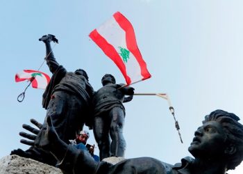 أزمة الوقود في لبنان تهدد المخابز بالتوقف عن العمل