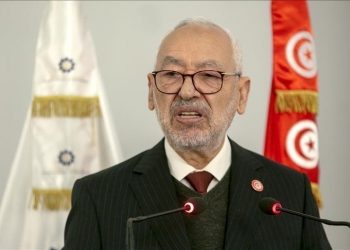 الغنوشي يدعو القوى الوطنية للانخراط في أجواء التهدئة بتونس