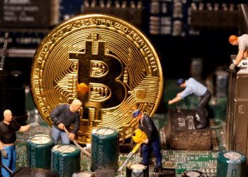 عملة “بتكوين” تصعد إلى أعلى مستوى في قرابة أسبوعين