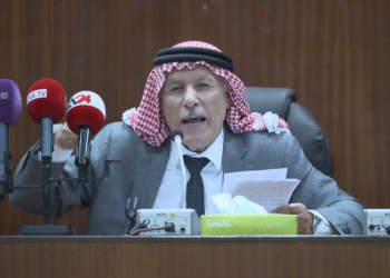 “صفحات من حياتي”.. حفل إشهار لمذكرات الدكتور عبداللطيف عربيات كرجل وطن وأمّة (شاهد)