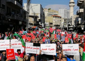 الخطيب: تلقينا وعودًا مؤكدة بإخلاء سبيل الطلاب الموقوفين اليوم