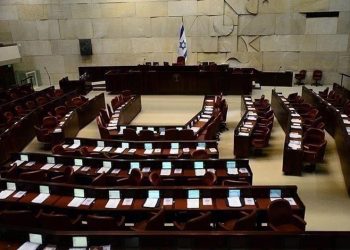 الكنيست يقر موازنة 2021 على وقع احتجاجات ضد بينيت