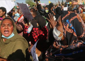 السودان.. النساء يتقدمن الصفوف الأمامية في المظاهرات