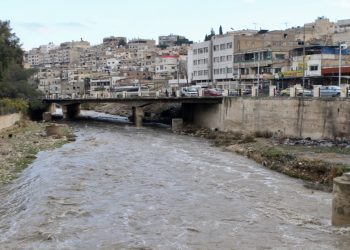 بلدية الزرقاء تعلن طوارئ قصوى استعدادا لاستقبال المنخفض الجوي