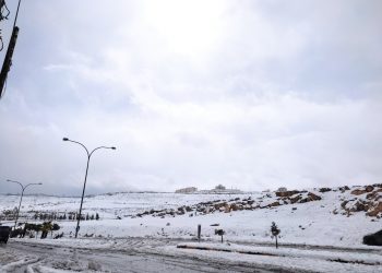 ثلوج وأجواء باردة