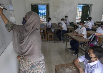 تزايد شعبية الحجاب بين المتعلمات في بنغلاديش