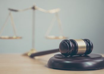 رئيس بلدية الزرقاء يحيل قضيتين تحقيقيتين إلى المدعي العام
