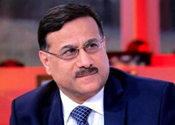 وزير مالية أسبق: الأردن رفع الفائدة تجنبا لـ “الدولرة”.. وهذه سلبيات القرار