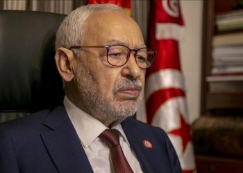 النهضة: الغنوشي لن يسافر للخارج قبل “إسقاط الانقلاب”