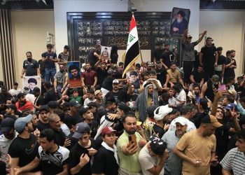 العراق.. قيادات سياسية تدعو للتهدئة واحتواء التصعيد