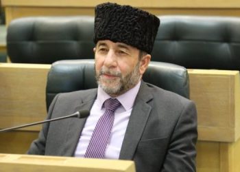 “مشوقة” يحذر من منع بعض المساجد من إقامة الصلاة عبر المكبرات