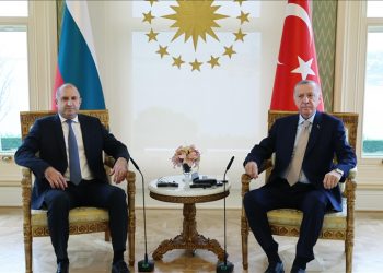أردوغان يدعو لتعاون دولي فعال في مسألة الهجرة غير النظامية