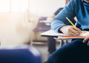 43767 طالبا وطالبة يتقدمون لامتحانات الثانوية السبت