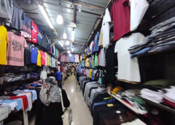 حركة متوسطة على الأسواق وتُجّار يأملون بتحسنها بآخر أيام رمضان (صور)