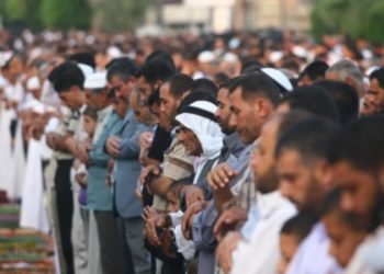 أيَّام عيد الفطر تُغادر والصُّلح يُعم بين كثير من المتخاصمين