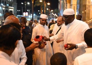 خدمة الحجاج “شرف” تتوارثه الأجيال في مكة المكرمة