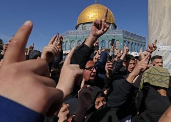 دعوات للرباط والنفير في المسجد الأقصى والمشاركة في "الفجر العظيم" يوم الجمعة