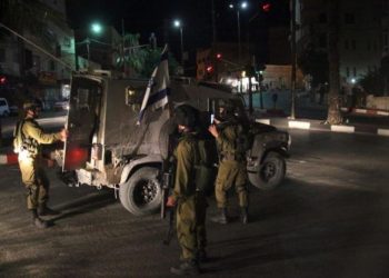 الاحتلال يقتحم نابلس من عدة محاور واندلاع اشتباكات