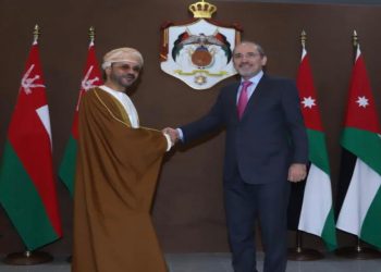 بحث تعزيز التعاون الثنائي بين الأردن وسلطنة عُمان