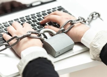 الجرائم الإلكترونية