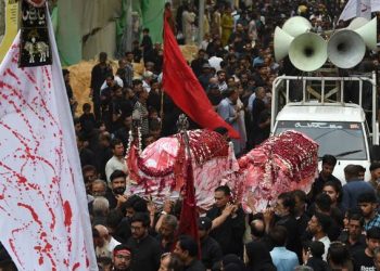 تنظيم داعش الإرهابي يتبنّى تفجير باكستان وعدد القتلى يرتفع إلى 54